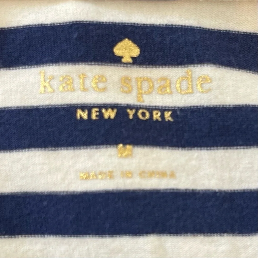 Kate Spade Wheaton Top of Mandy Bax­ter (Mol­ly Ephraim) in Last Man Stand­ing
